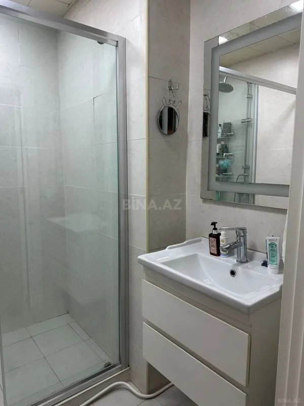 Satılır 3 otaqlı mənzil 105 m²