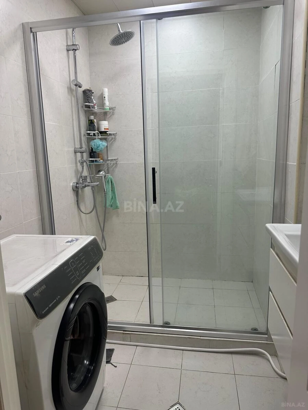 Satılır 3 otaqlı mənzil 105 m²