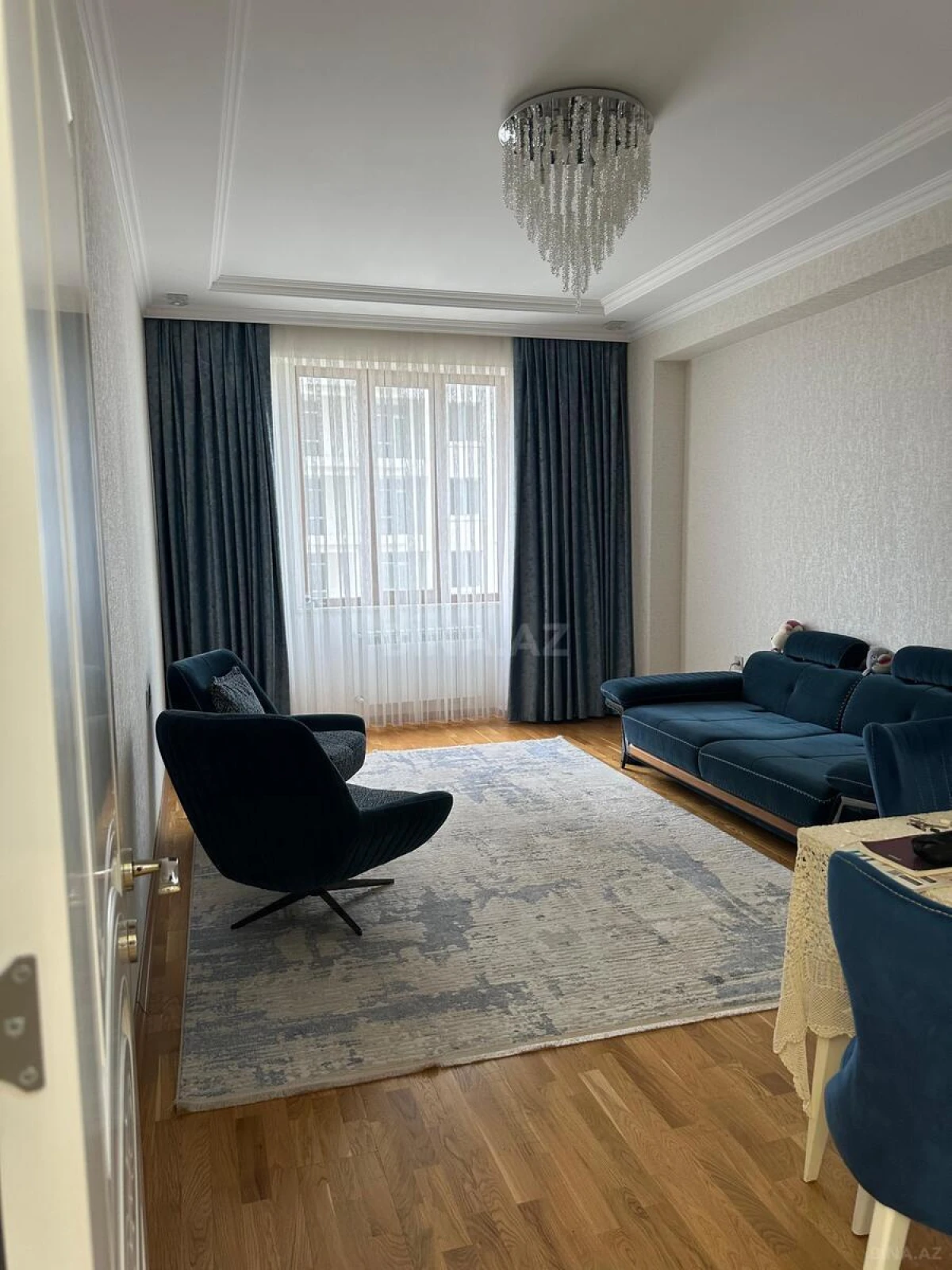 Satılır 3 otaqlı mənzil 105 m²