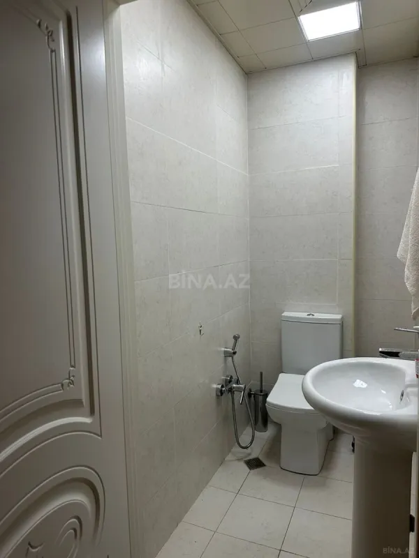 Satılır 3 otaqlı mənzil 105 m²