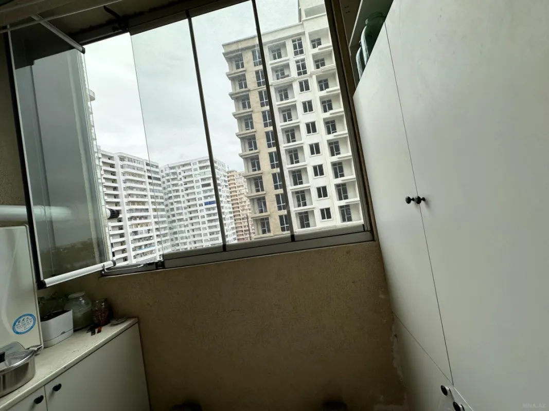 Satılır 3 otaqlı mənzil 105 m²