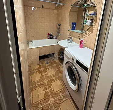 Kirayə verilir 3 otaqlı mənzil 95 m²