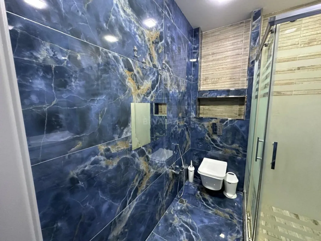 Kirayə verilir 3 otaqlı mənzil 110 m²