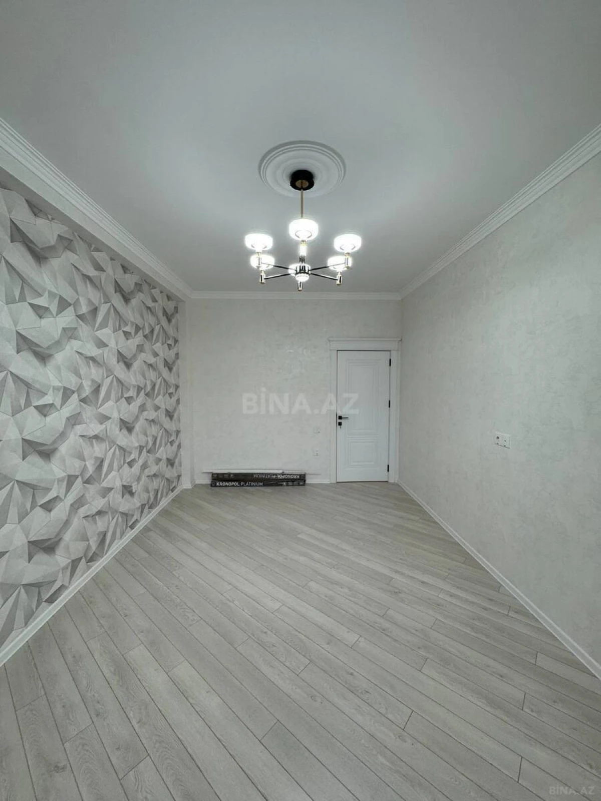 Satılır 3 otaqlı mənzil 90 m²