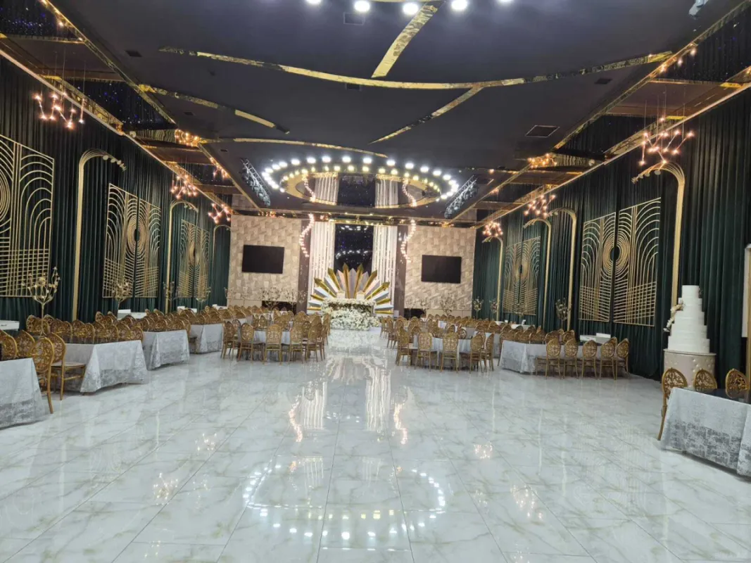 Satılır obyekt 900 m²