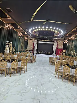 Satılır obyekt 900 m²