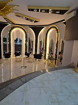 Satılır obyekt 900 m²