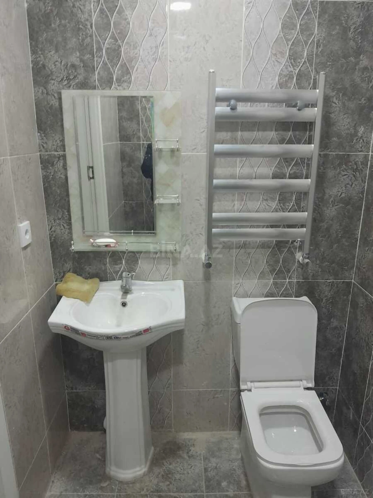 Kirayə verilir 2 otaqlı mənzil 60 m²