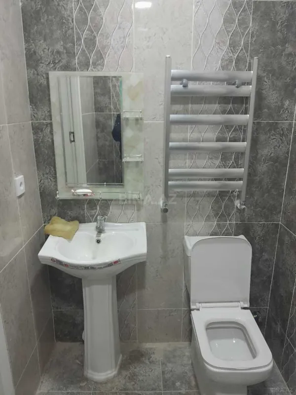 Kirayə verilir 2 otaqlı mənzil 60 m²