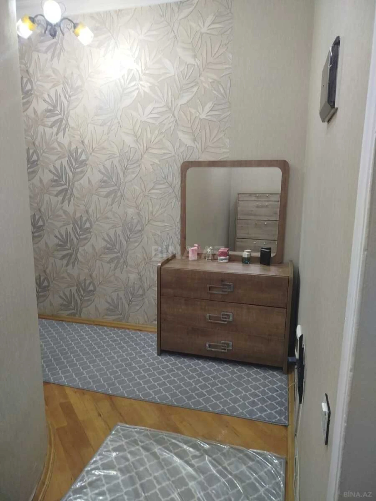 Satılır 2 otaqlı mənzil 52 m²