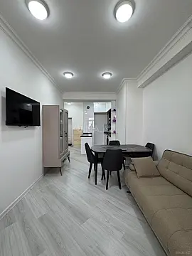 Satılır 2 otaqlı mənzil 68 m²