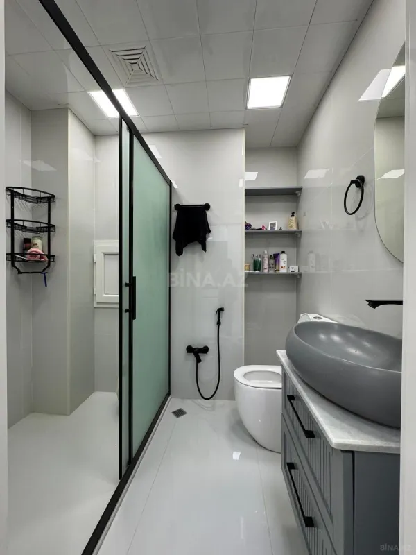 Satılır 2 otaqlı mənzil 68 m²