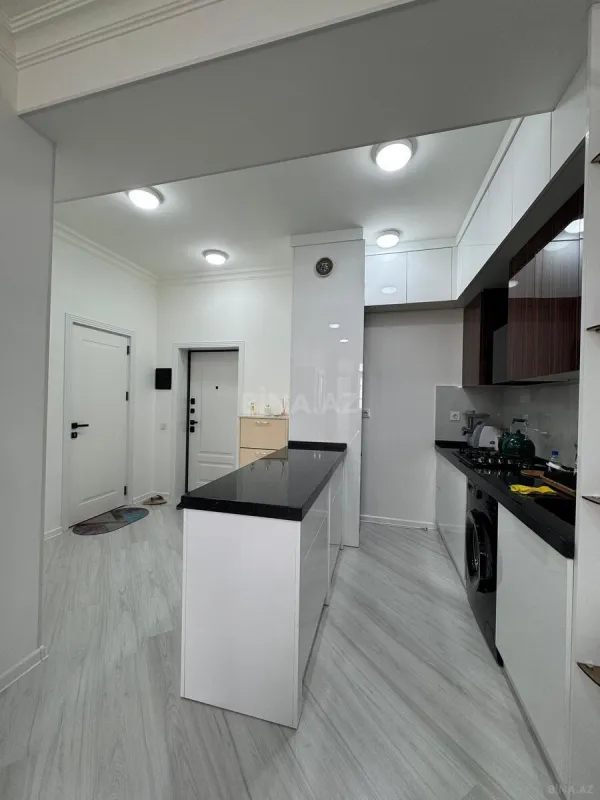 Satılır 2 otaqlı mənzil 68 m²