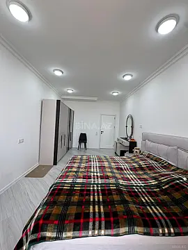 Satılır 2 otaqlı mənzil 68 m²