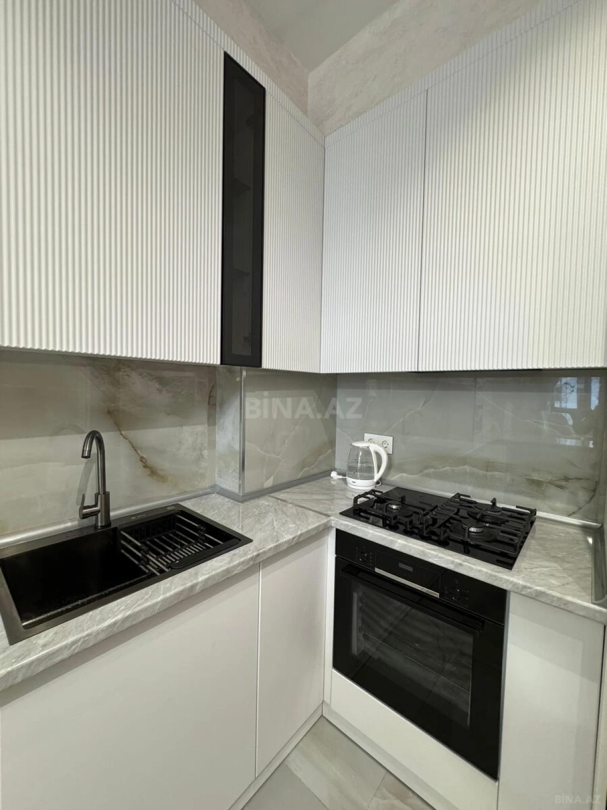 Kirayə verilir 2 otaqlı mənzil 70 m²