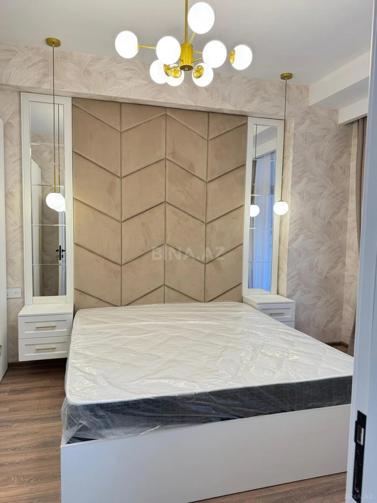 Kirayə verilir 2 otaqlı mənzil 70 m²