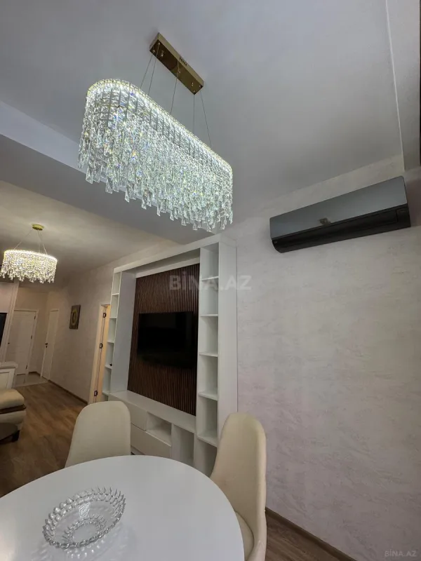 Kirayə verilir 2 otaqlı mənzil 70 m²