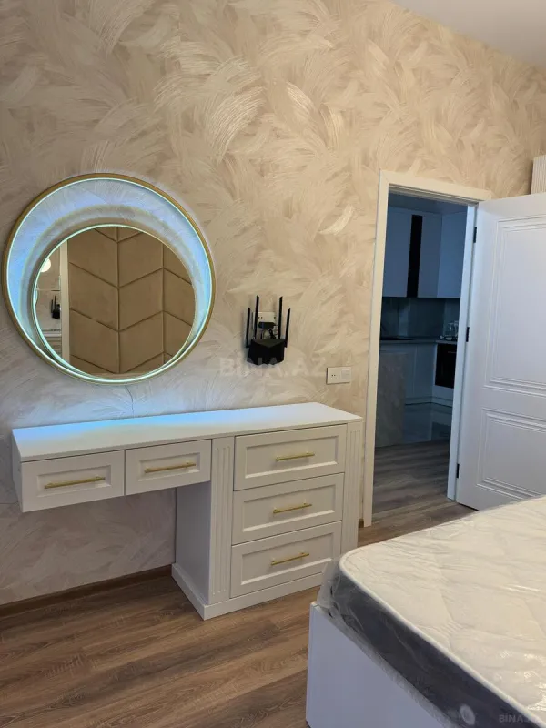 Kirayə verilir 2 otaqlı mənzil 70 m²