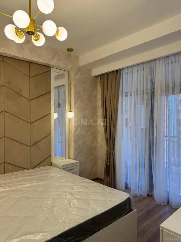 Kirayə verilir 2 otaqlı mənzil 70 m²