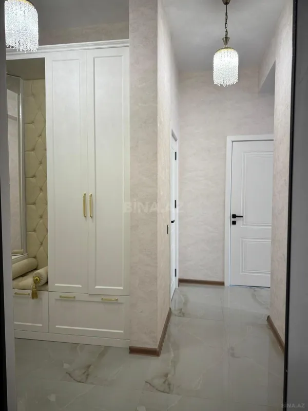 Kirayə verilir 2 otaqlı mənzil 70 m²