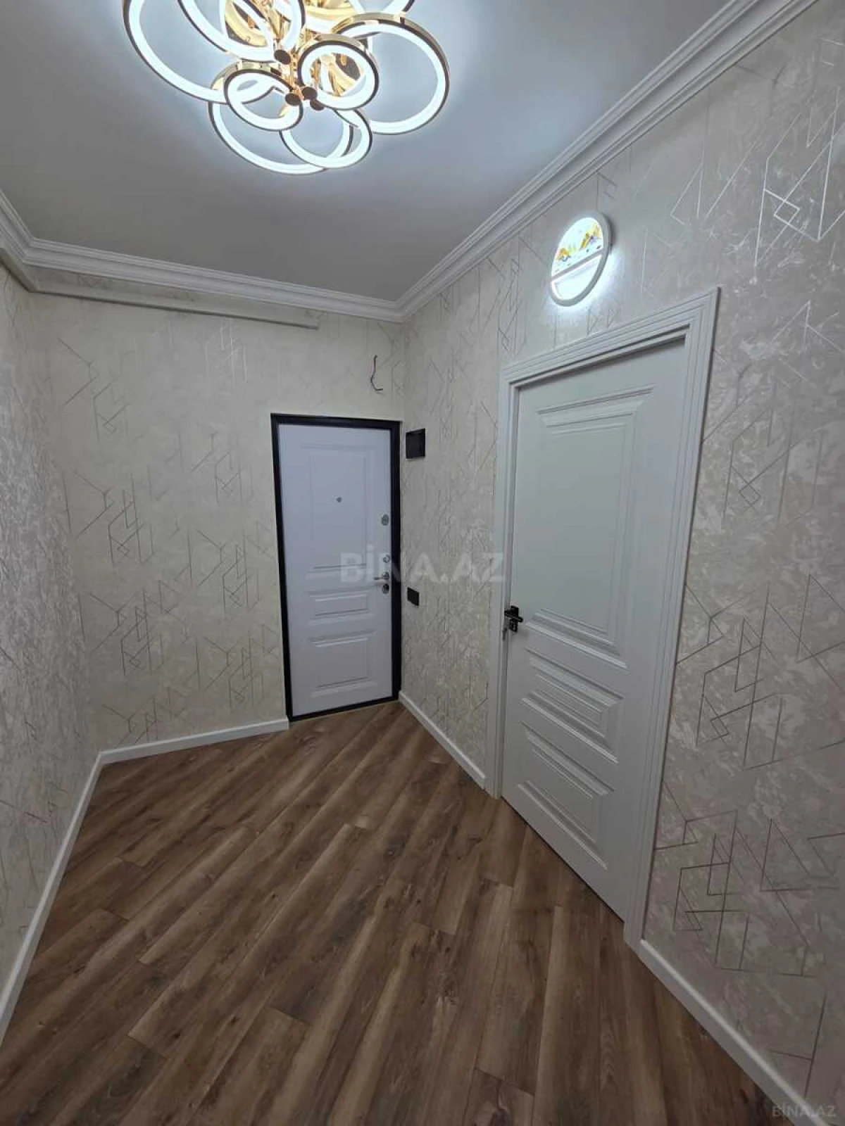 Satılır 3 otaqlı mənzil 85 m²