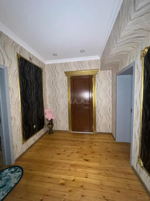 Satılır 10 otaqlı həyət evi 345 m²