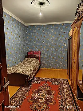 Satılır 10 otaqlı həyət evi 345 m²