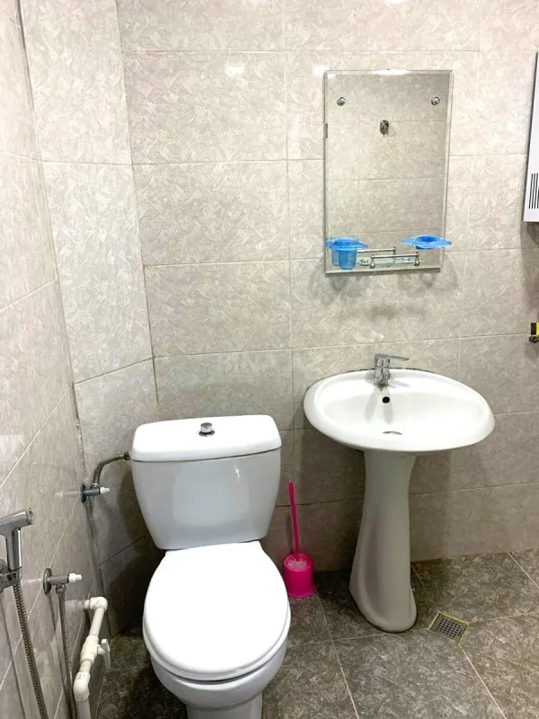 Kirayə verilir 2 otaqlı mənzil 50 m²