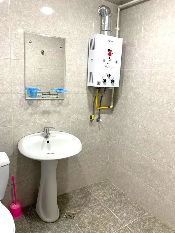 Kirayə verilir 2 otaqlı mənzil 50 m²