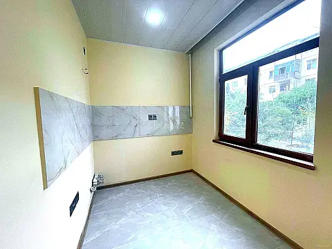 Satılır 2 otaqlı mənzil 50.5 m²