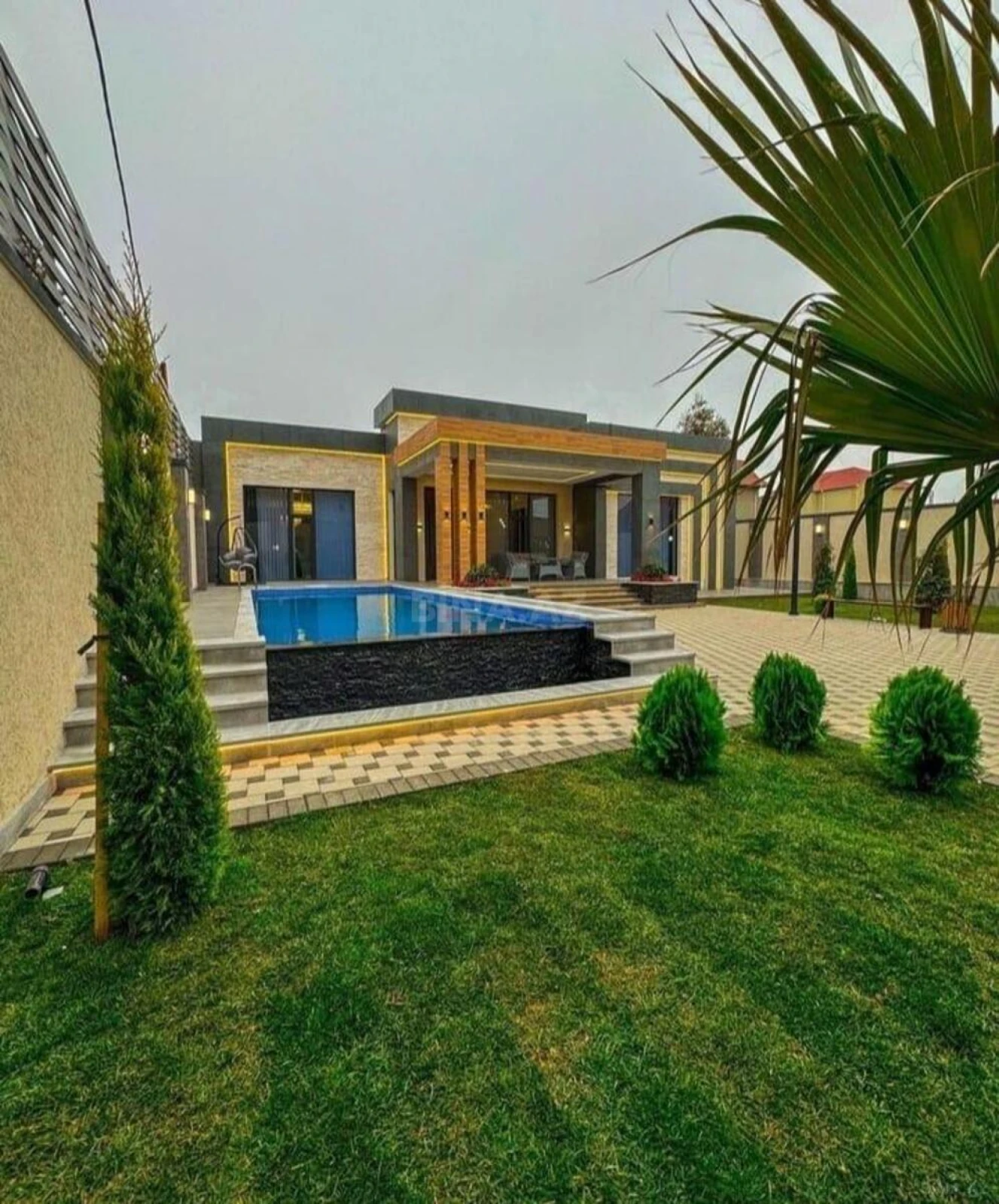 Kirayə verilir 4 otaqlı həyət evi 250 m²
