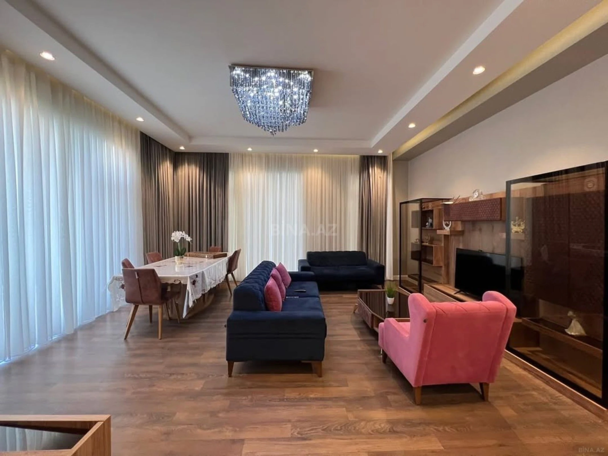 Kirayə verilir 5 otaqlı həyət evi 300 m²