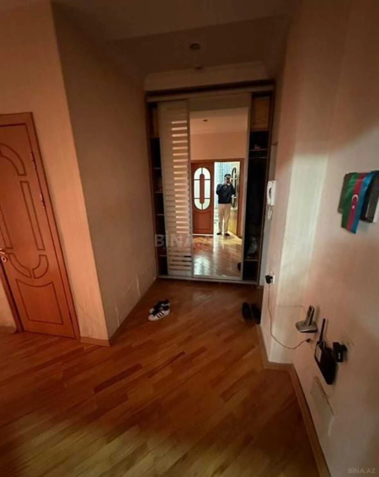 Satılır 3 otaqlı mənzil 110 m²