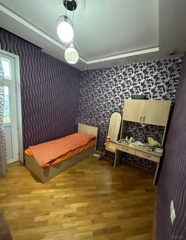 Satılır 3 otaqlı mənzil 110 m²