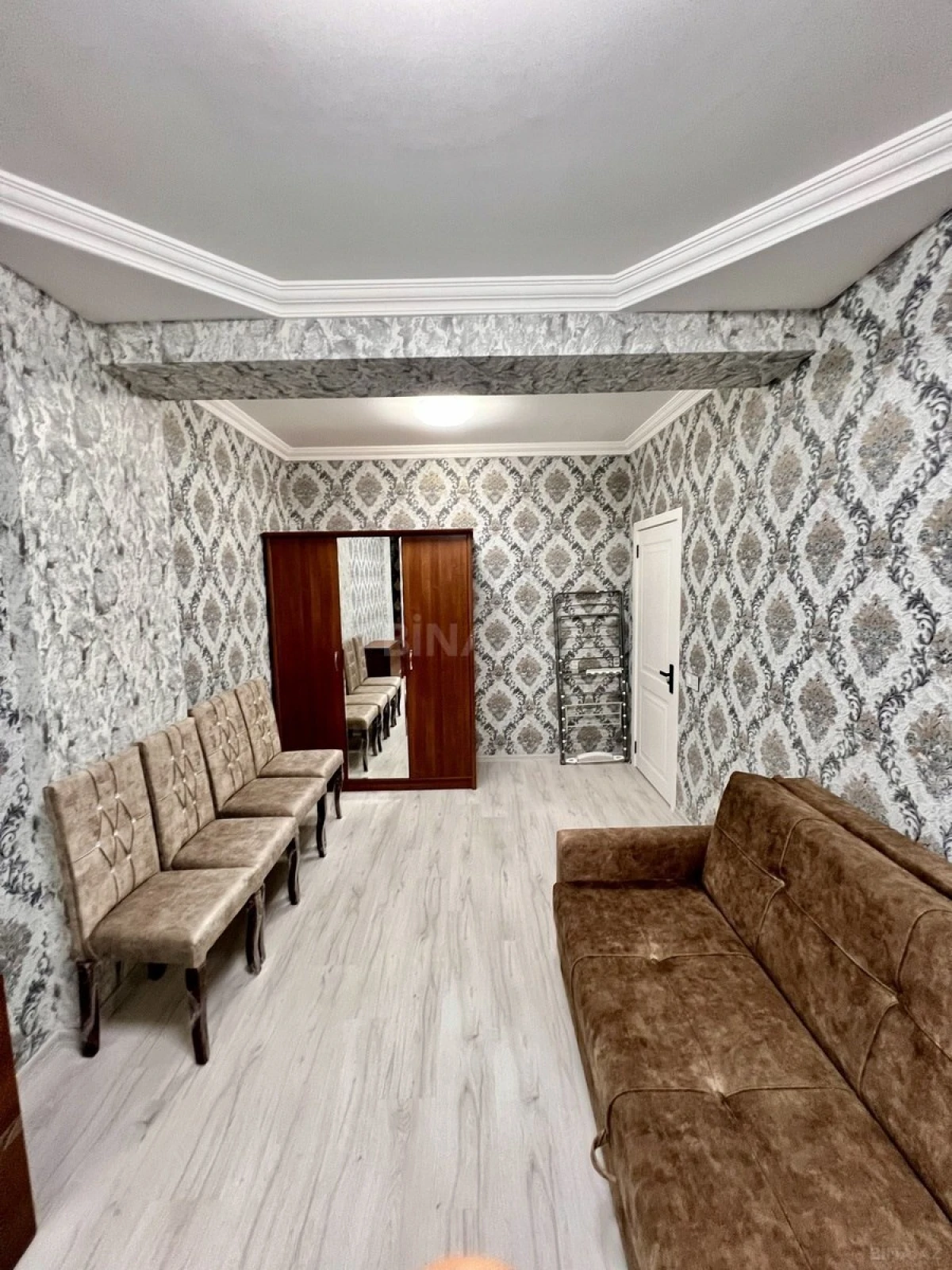 Kirayə verilir 1 otaqlı mənzil 60 m²