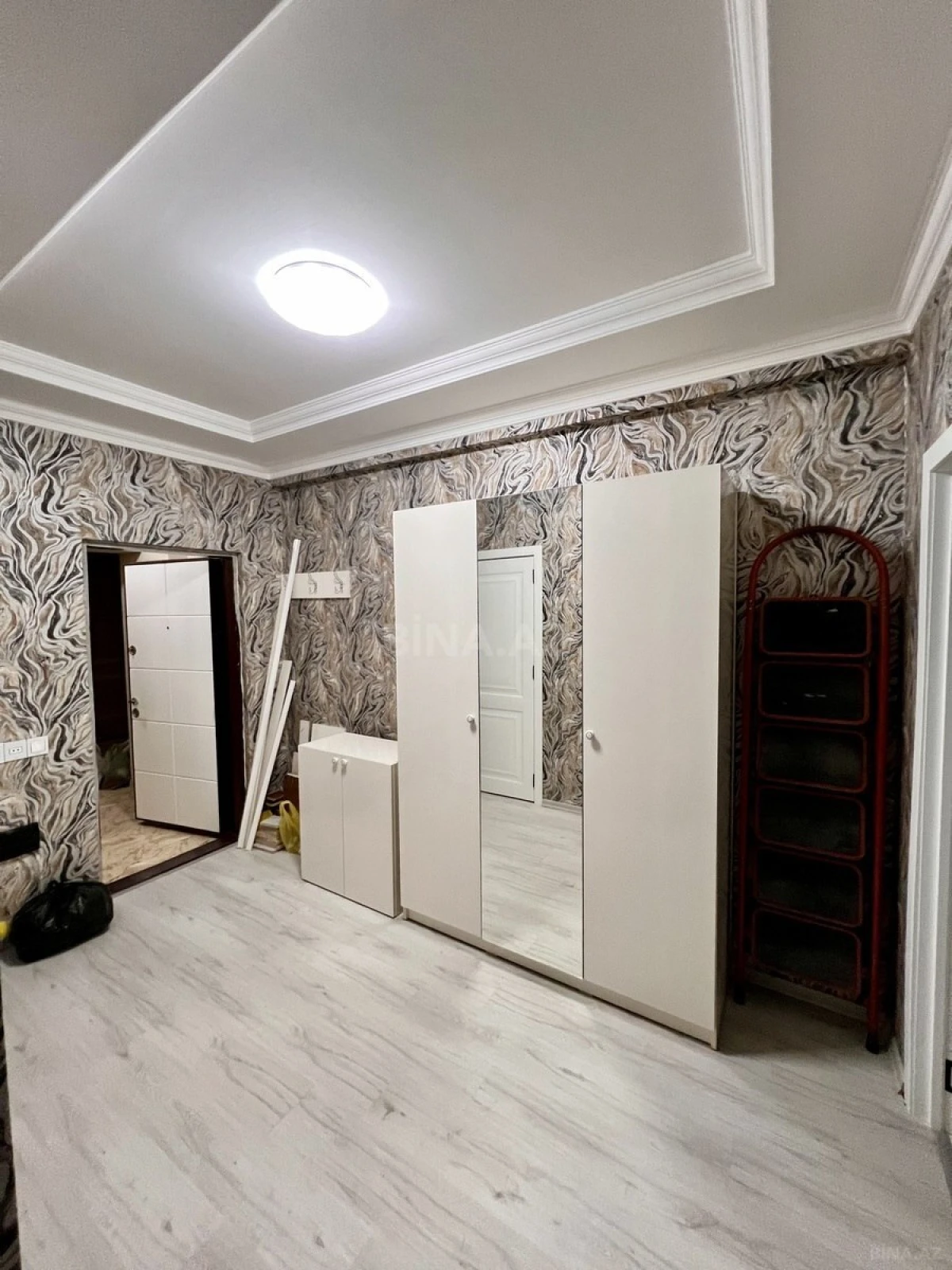 Kirayə verilir 1 otaqlı mənzil 60 m²