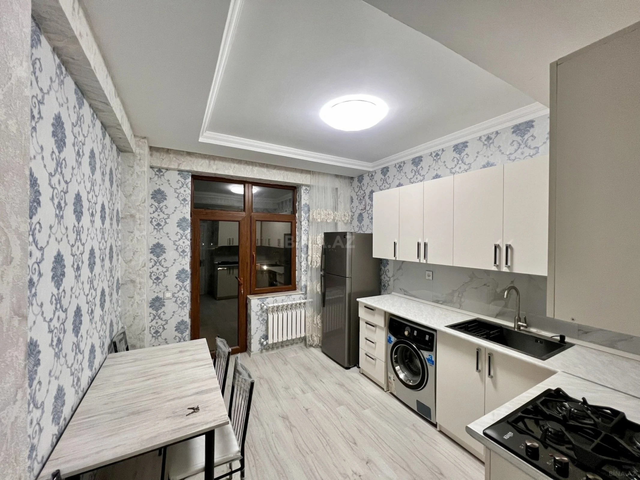 Kirayə verilir 1 otaqlı mənzil 60 m²