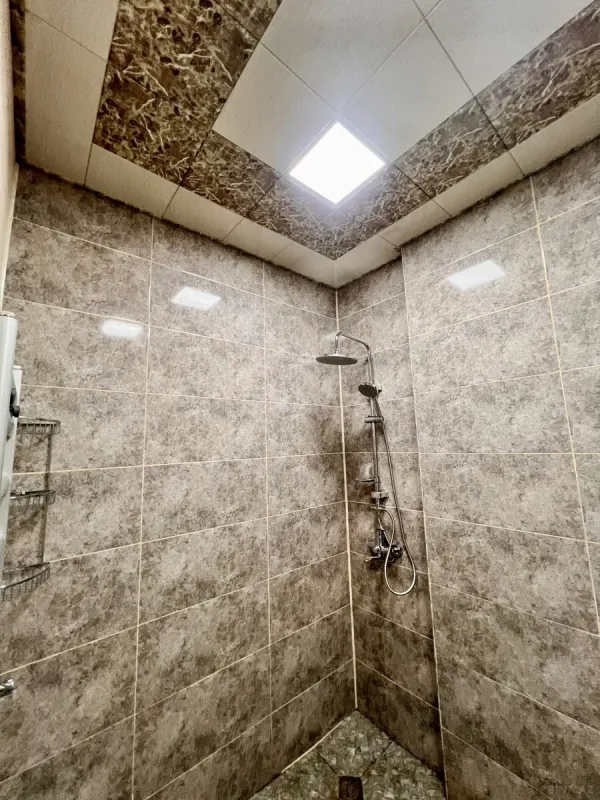 Kirayə verilir 1 otaqlı mənzil 60 m²