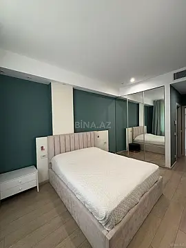 Kirayə verilir 4 otaqlı mənzil 170 m²