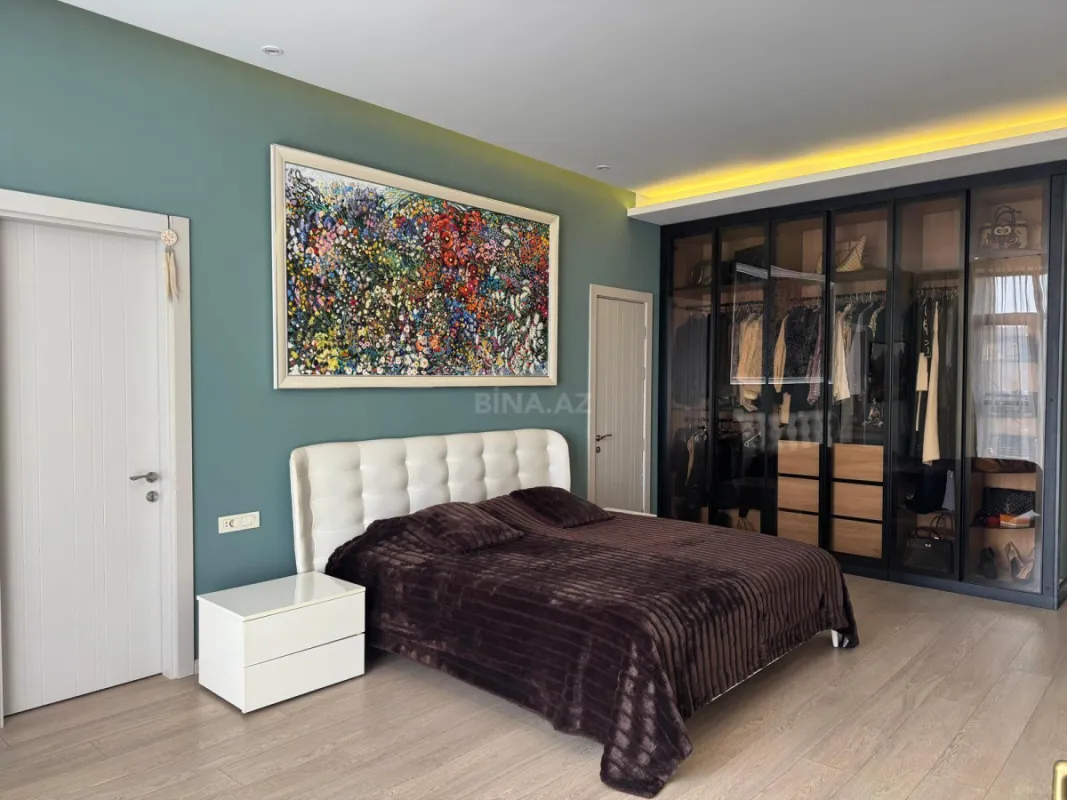 Kirayə verilir 4 otaqlı mənzil 170 m²
