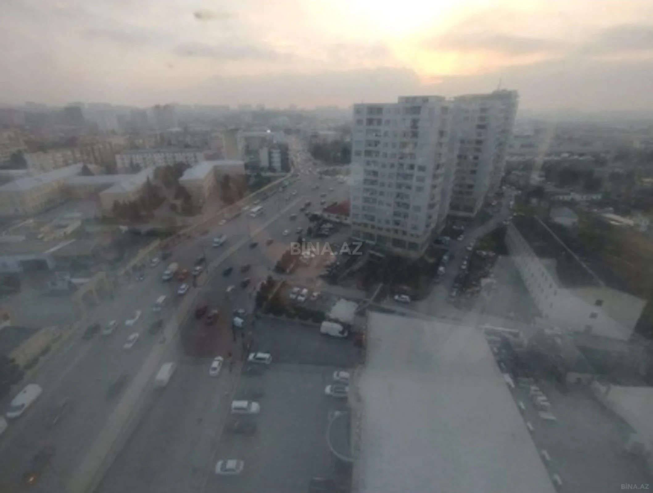 Kirayə verilir 2 otaqlı mənzil 67 m²