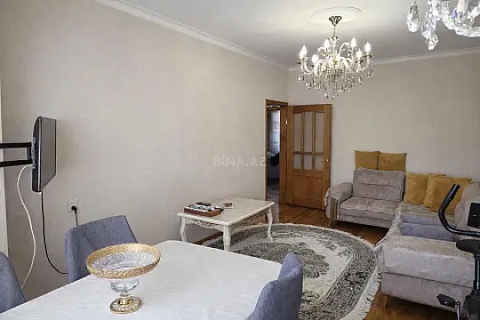 Satılır 3 otaqlı mənzil 85 m² — Bakı, Memar Əcəmi yanı 3 otaq 85.00 m²