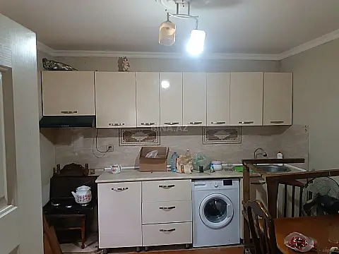 Satılır 2 otaqlı həyət evi 74 m²