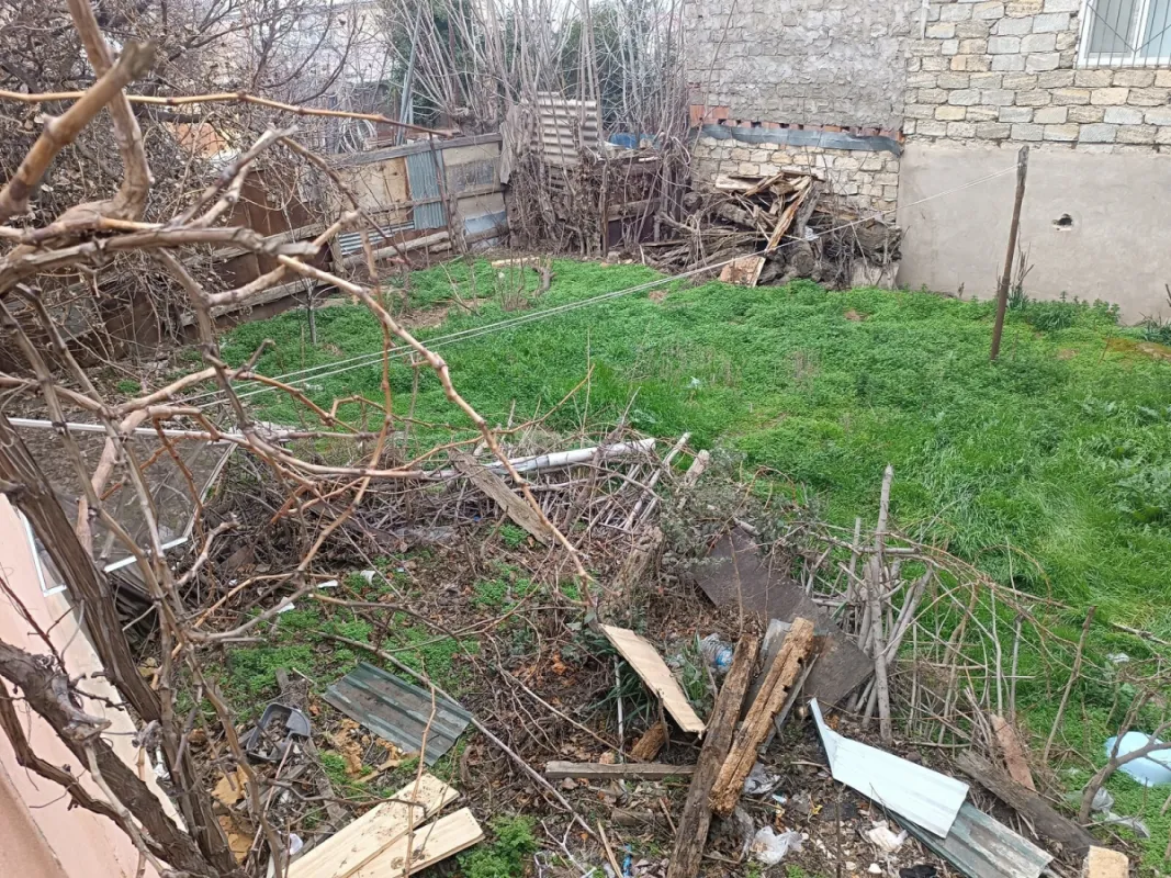 Satılır 2 otaqlı həyət evi 74 m²