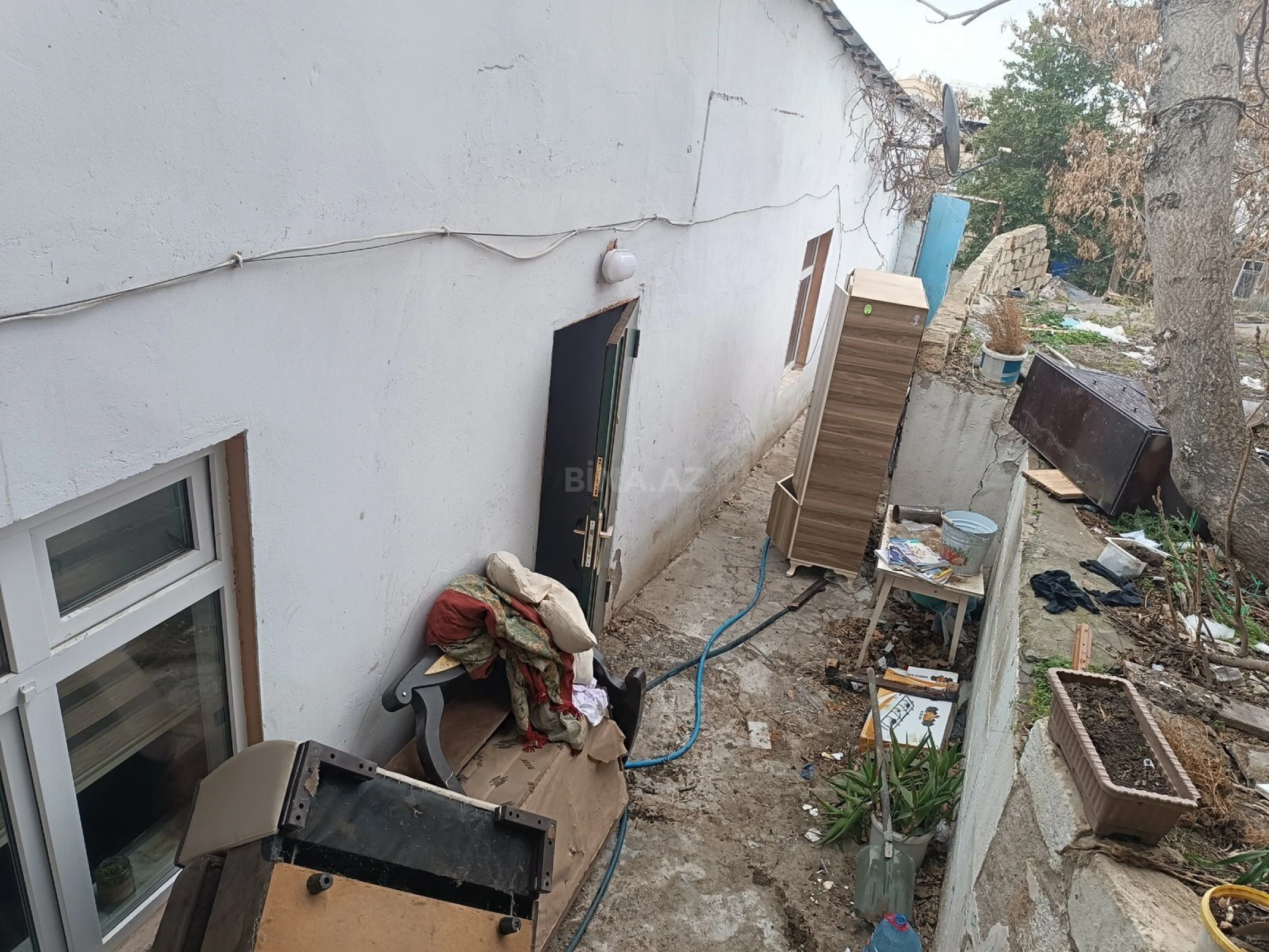 Satılır 2 otaqlı həyət evi 74 m²