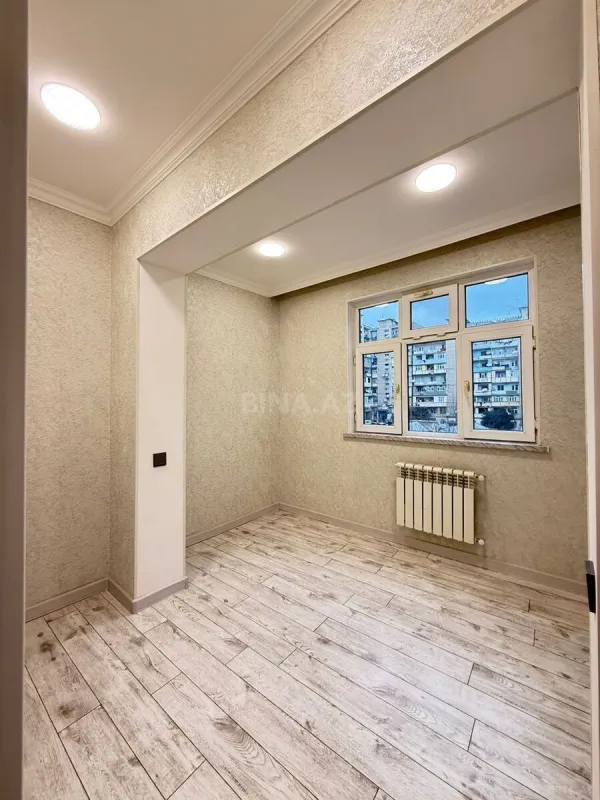 Satılır 2 otaqlı mənzil 43 m²