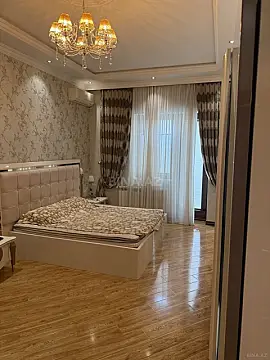 Kirayə verilir 2 otaqlı mənzil 125 m²