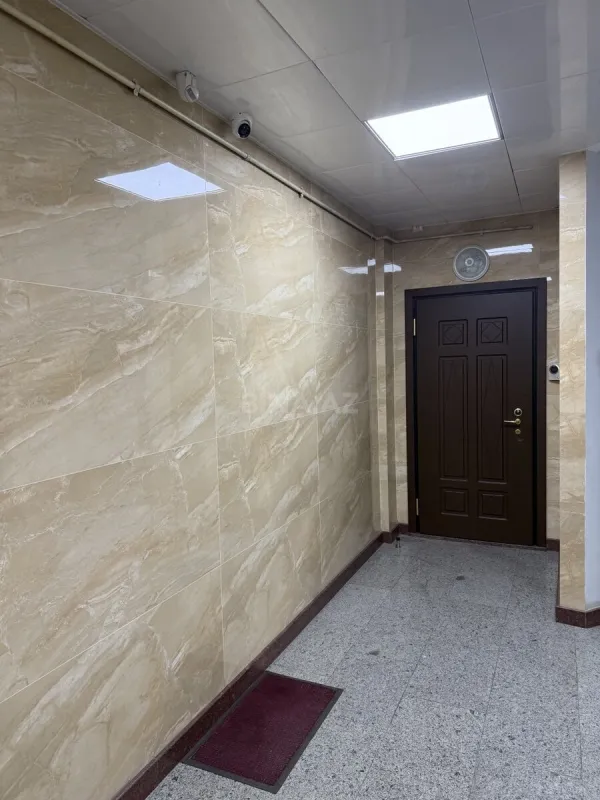 Kirayə verilir 2 otaqlı mənzil 125 m²