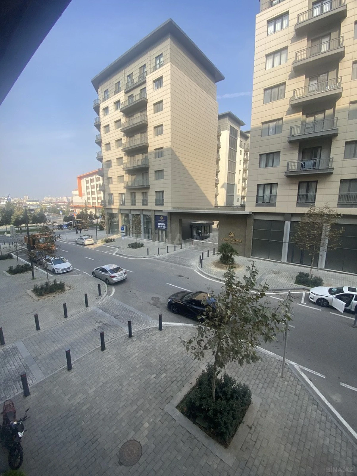 Satılır 3 otaqlı mənzil 164 m²
