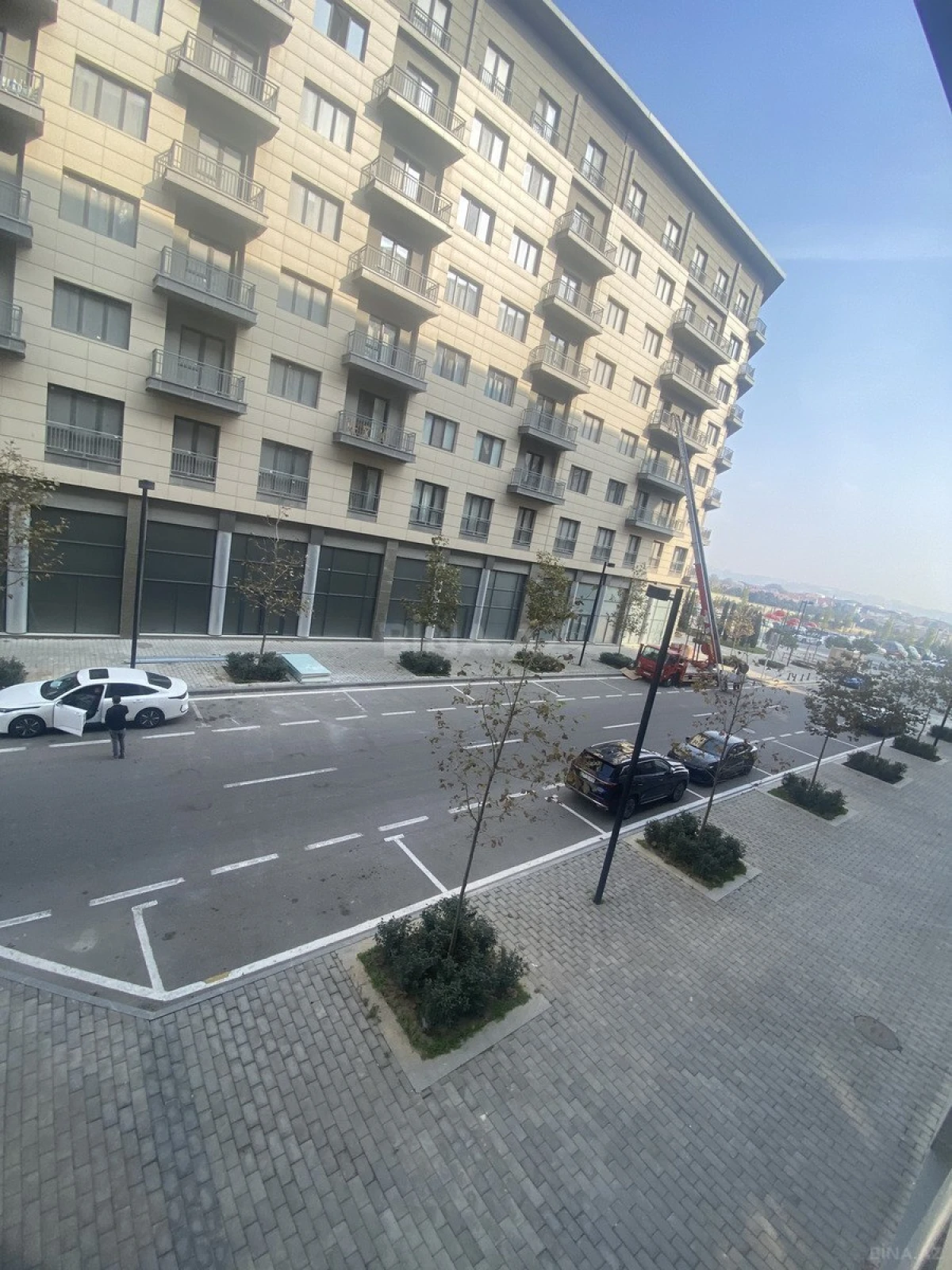 Satılır 3 otaqlı mənzil 164 m²